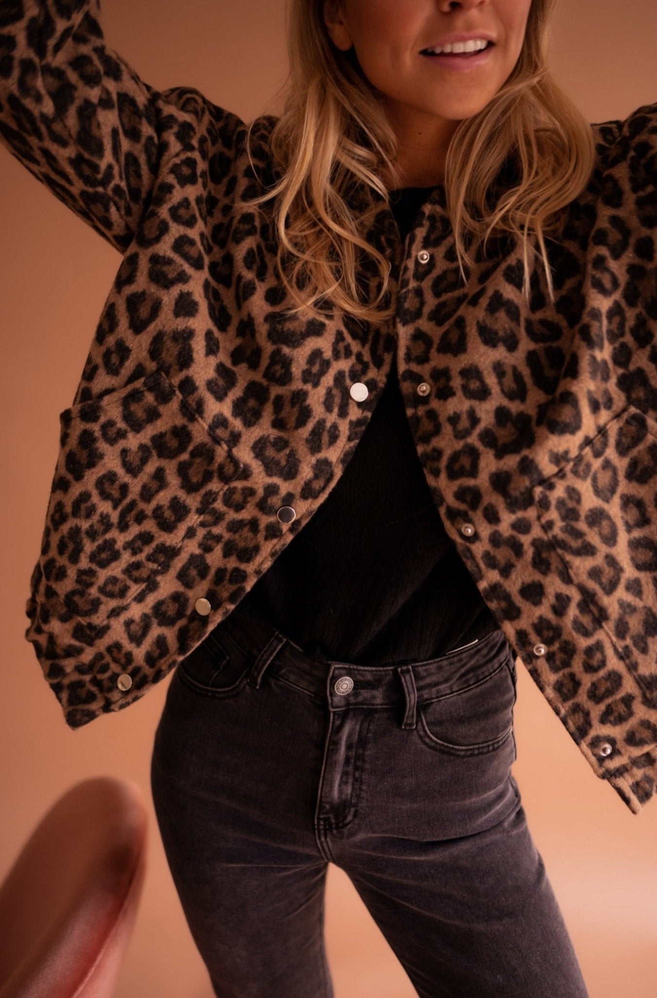 Emily™ | Short Jacket with Leopard Print